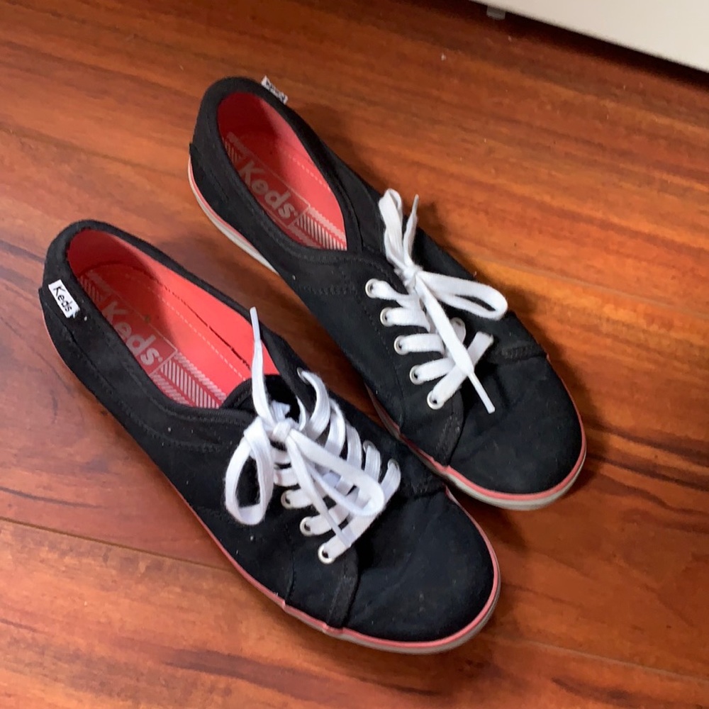 Size 8 keds sneakers
